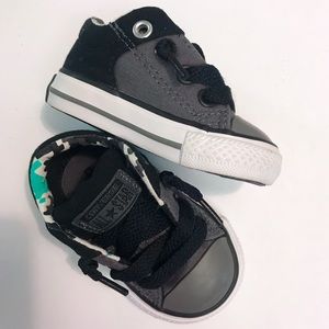 NWOT Infant Boy Camo Converse Low Top Sneakers